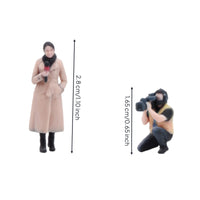 2 Pieces 1/64 Scale Figure Painted tiny people model Collectible Figures for Hobbyists, Tabletop Display