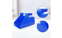 Wide-Mouth Plastic Feed Scoop Easy to Use Livestock Feed Scoop Lightweight Farm Tool Ergonomic for Chicken Coops