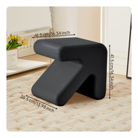 Multi-Functional Arrow Shaped Stool Creative Design Plastic Arrow Seat Strong Load-Bearing Modern Minimalist Stool Stackable for Children, Living Room, Clothing Shop, Entryway