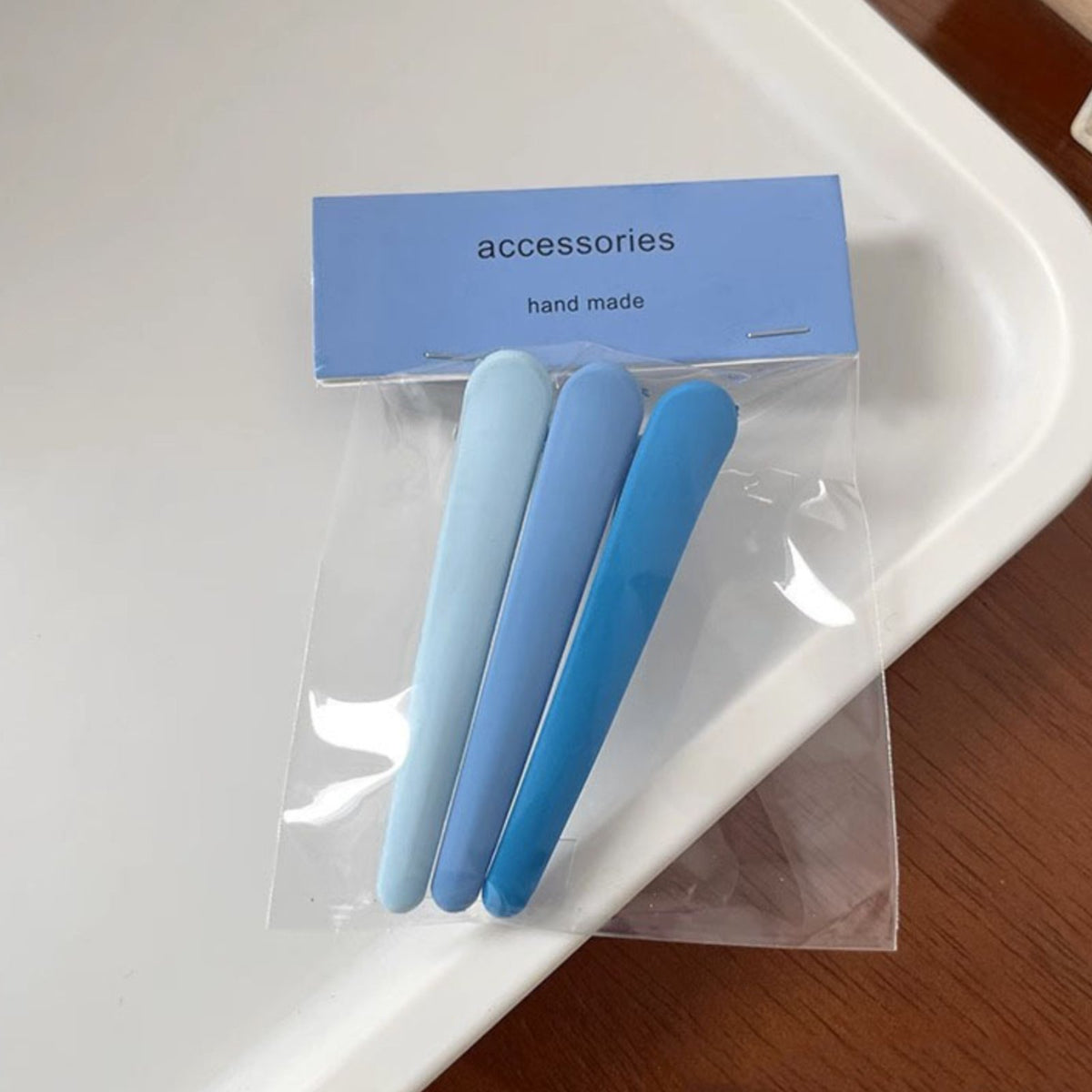 Duckbill Hair Fastener Versatile Jaw Hair Fastener Matte Finish Barrette Lightweight No-Wrinkle Barrette Strong Grip for Salon
