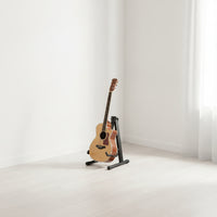 A shaped Guitar Stand Padded Folding Guitar Stand Non-Slip for Guitarists, Rehearsal Room