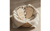 2 Pieces Baby Development Plaque Smooth Photo Prop Premium for Expectant Parents