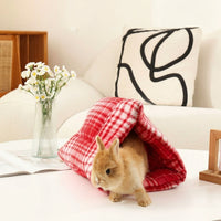 Semi-Enclosed Bunny Hideaway with Thermal Insulation, Guinea Pig Cage Accessories, Small Animal Winter Warm Nest for Ferrets and Hamsters