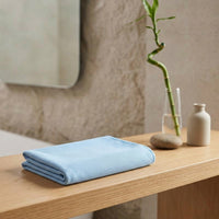 Dual-Sided Microfibre Cleaning Cloth, 40cm x 40cm Microfibre Cloth, Cleaning Cloths for Glass, Mirrors and Panes, Pale Blue