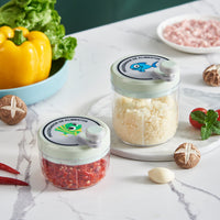Compact Manual Garlic Mincer Easy to Use Manual Food Chopper Portable Chopper with Clear Cup Long-Lasting for Home Cooks, Kitchen, Small Kitchens, Camping