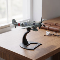 Collector-Grade FW-190A-8 Model Plane Authentic Model Plane Realistic Long-Lasting for Aviation Enthusiasts, Office