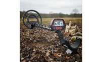 High Sensitivity Large Screen Metal Locator Precise Targeting Mode Digital Metal Locator with Display Portable Outdoor Tool Lightweight Grip for Beginners, Field, Beach, Park