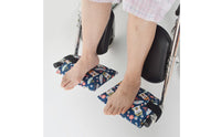 2 Pieces Foot Rest Cushion Textile Option Footplate Cushion Anti-Cold Soft Footplate Protector for Individuals