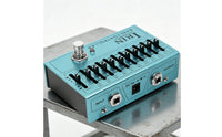 Independent Output Volume 10-Band Equalizer Pedal Wide Frequency Range 10 Band Equalizer Pedal ±12 dB Gain Guitar Equalizer Stompbox Compact Size for Musicians, Stage Performance, Home Practice, Recording Studio