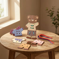 Bear Lacing Board with Cords Hand-Eye Coordination Bear Threading Toy Child-Led Toy Fine Motor Skills Learning for Preschoolers