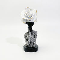 Tabletop Necklace Display Bust Fashion-Inspired Jewelry Display Bust Sculpted Mannequin Jewelry Holder Decorative