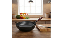 Even Heat Distribution Hand-Hammered Iron Wok Naturally Non-Stick Hand Hammered Carbon Steel Wok Long-Lasting Cookware Multi-Stovetop Compatible for Kitchen