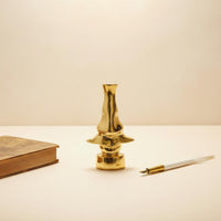 Brass Glasses Stand Artistic Design Desk Ornament Shiny Finish for Study Room