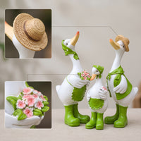 3 Pieces Duck Garden Statue Whimsical Garden Waterfowl Decor Cute Resin Ducks for Gardeners, Collectors, Courtyard, Patio, Planters