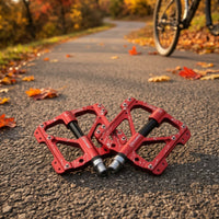 Flat Pedals Aluminum Alloy Flat Pedals Hollow for Cyclists, Commuters, Mountain Bikes, Trail Riding, Commuting