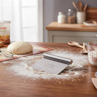 Long-Lasting Stainless Steel Pastry Cutter Easy to Clean Kitchen Utensil Non-Slip Handle for Bakery