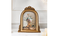 Vintage Gold Frame Scrollwork Crest Home Decor for Background Display