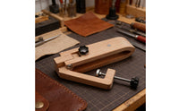 Adjustable Leather Craft Clamp Foldable Design Leather Stitching Clamp Stitching Tool Holder Hand Sewing Vise for Workshop