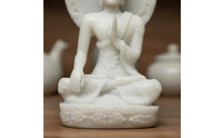 Zen Theme Buddha Statue Spiritual Gift Resin Buddha Statue Good Luck Symbol Sandstone Resin Sculpture Handmade Craft for Meditation Practitioners, Feng Shui Enthusiasts, Living Room, Mindful Movement Studio, Entrance Hall, Office Desk