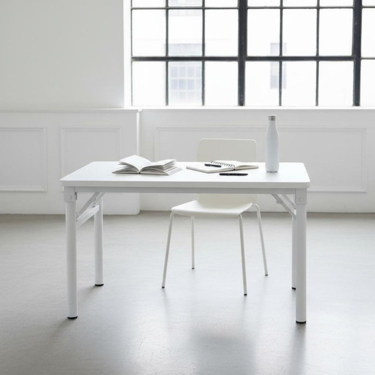 Space-Saving Foldable Computer Desk adaptable Rectangular Folding Table Portable Workstation Sturdy Frame for Students, telecommuting Workers, Apartment Dwellers, Dorm Room, Home Office, Bedroom, RV