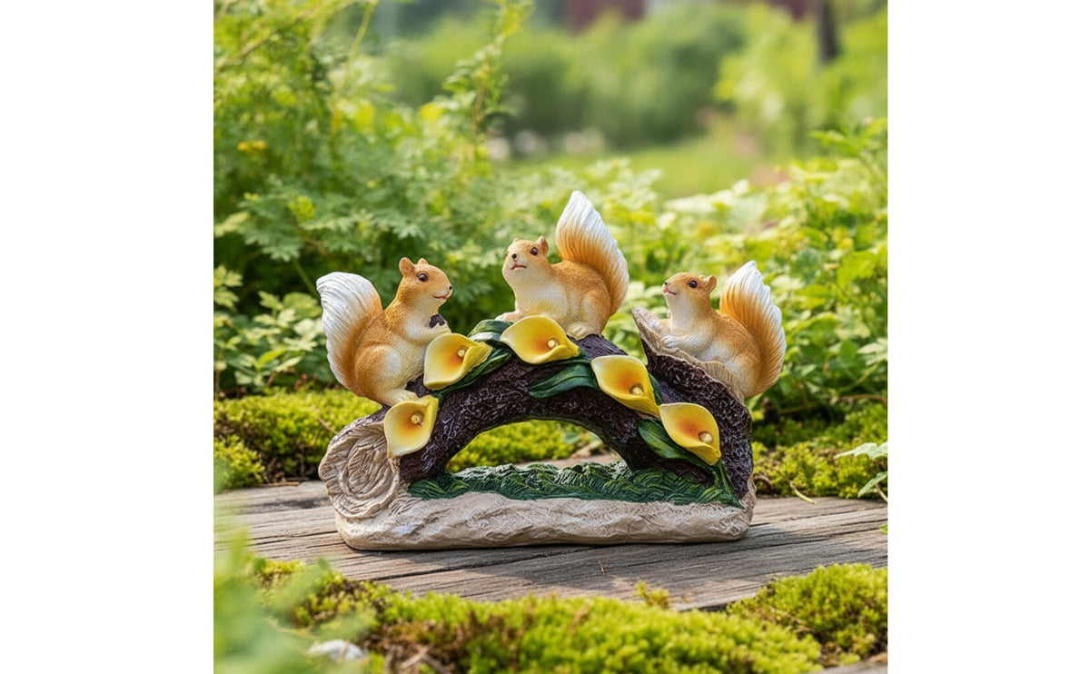 Squirrel Statue with Solar Lights Whimsical Solar Squirrel Garden Statue Bonsai Arch Sculpture Lighted Ornament Weatherproof