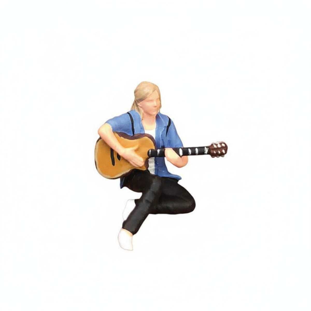 1:64 Scale Guitarist Figure High Intricacy Miniature Musician Model Miniature Scene Figure Lifelike Features Rock Band