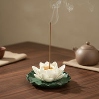 Handmade Ceramic Lotus Incense Holder Chinese Design Lotus Flower Incense Burner House Decoration for Meditation Practitioners, Mindful Movement Enthusiasts, Study Room, Spa
