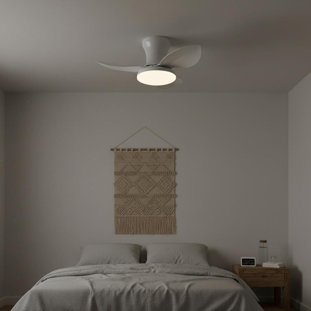 Factory Direct Nordic Ceiling Fan Light Large Air Circulation Noiseless Ceiling Fan Lamp Quiet Operation Fandelier Modern Design for Dining Room, Restaurant