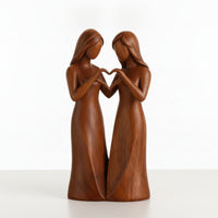 Resin Figurine with Wood-Grain Finish Heart-Shaped Tabletop Ornament Sculpture Carved Statue Smooth for Couples, Shelf