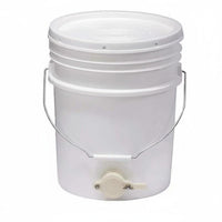 Heavy-Duty Thickened Wall Plastic Honey Pail with Spigot Food-Grade Honey Pail with Gate Valve Sealing Lid Beekeeping Bottling Pail Convenient Carry Handle for Beekeepers, Hobbyists, Apiary, Farm