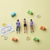 3 Pieces Realistic Design 1:64 Scale Girl Figure Set High Intricacy Miniature Scene People Figures Hand-Painted Hobby Supply Collectible for Hobbyists