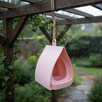 Easy to Hang Plastic Hanging Bird Feeder Long-Lasting Hanging Bird Feeder Lightweight Garden Accessory Weather Resistant for Balcony, Patio, Yard, Outdoors