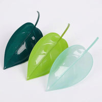 2 Pack Suction Cup Leaf Basking Perch for Geckos and Tree Frogs, Water-Resistant Climbing Surface, Smooth Hide for Glass Enclosure