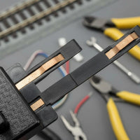 Solderless Connection HO Scale Track Power Connector Easy Installation Model Train Track Feeder Clip-on Design Model Railway Electrical Connector for Hobbyists, Miniature Scene Building