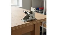 90° folding bracket auto-locks