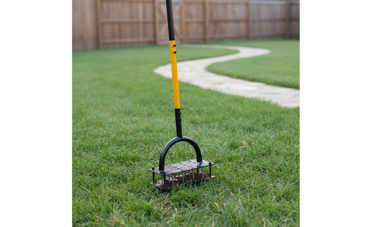 Anti-Clogging Manual Spike Aerator No Bending 2-in-1 Lawn Corer Reduces Back Strain Gardening Tool for Garden