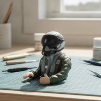 Authentic RC Pilot Figure with Goggles Sturdy Miniature Pilot Torso Versatile Figurine Long-Lasting for Modelers, Hobbyists, Cockpits, Displays