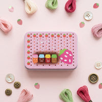 All-in-Single Cross Stitch Tool Box Portable Sewing Notions Kit Cute Design Craft Supplies Vintage Design Scissors for Beginners