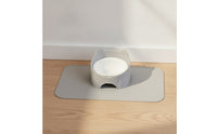 Cute Design Wall Mounted Pet Bowl Space Saving Wall Mounted Pet Feeder Easy to Clean Tilted Dog Food Dish for Dogs