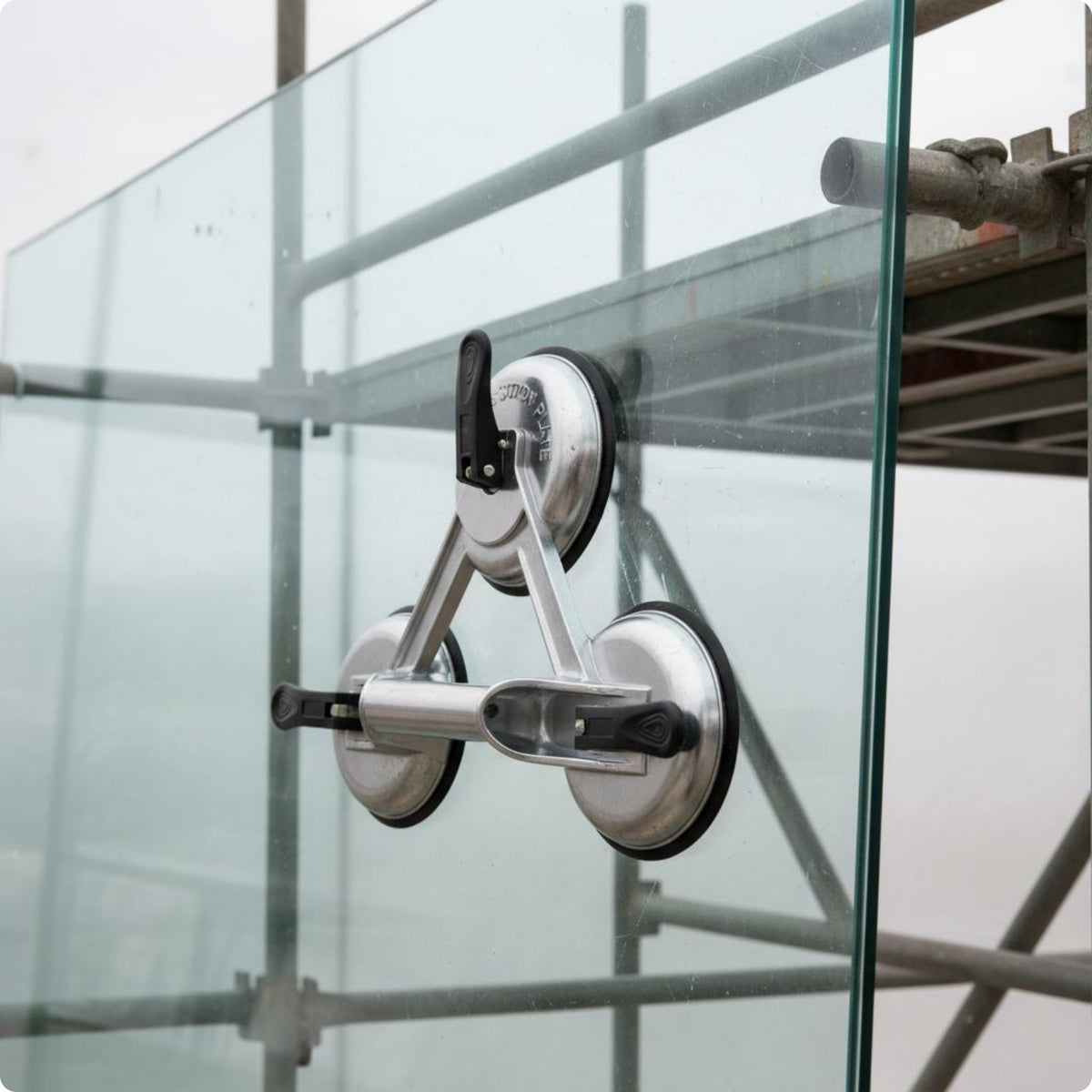 Single-Button Air Release Triple Suction Cup Lifter 3 Cup Vacuum Lifter Construction Tool for Installers, Workers