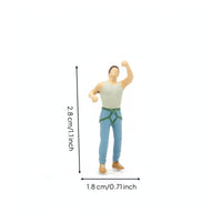 2 Pieces Climbing Figurine Detailed Pose Rock Climbing Figurine Mountaineering Miniature Finely Molded Mountaineering Miniatures