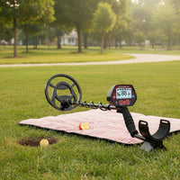 High Sensitivity Large Screen Metal Locator Precise Targeting Mode Digital Metal Locator with Display Portable Outdoor Tool Lightweight Grip for Beginners, Field, Beach, Park