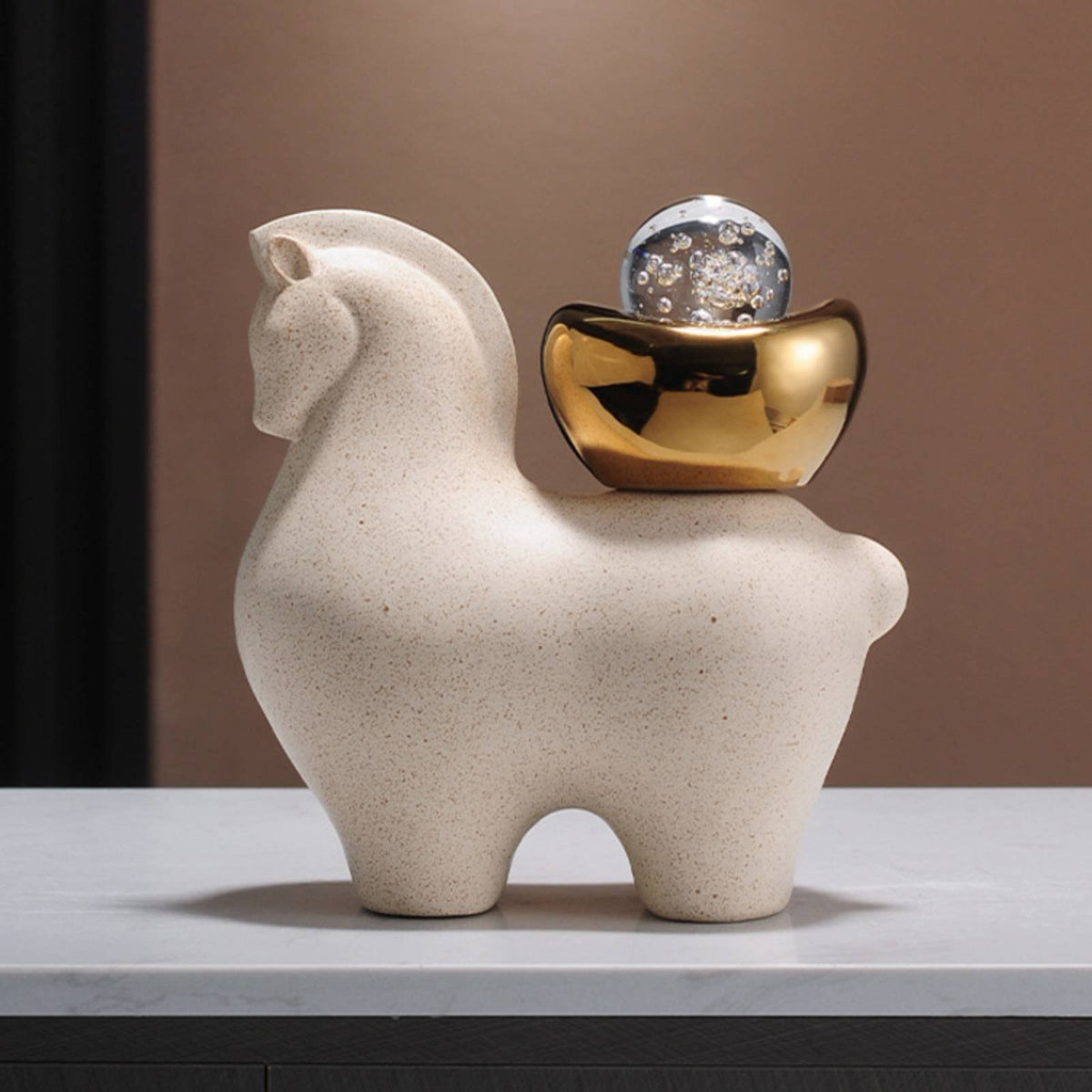 Luxury Wealth Horse Statue Great Gift New Chinese Design Ornament Elegant Design for Business Owners, Living Room, Office, Entryway