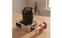 Easy Access Camera Cage with Wooden Grip Ergonomic Camera Cage with Arca Plate Anti-Scratch Rig Non-Slip for Photographers, Vloggers