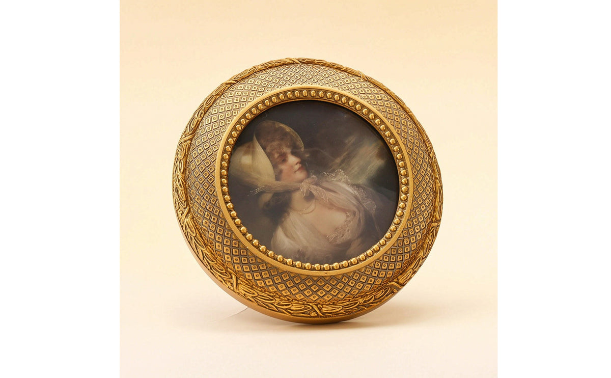 Vintage Round Photo Frame Wall-Mounted Resin Photo Frame Retro Unique for Living Room