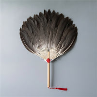 Handmade Feather Hand Fan with Wooden Handle Traditional Feather Hand Fan Elegant Vintage for Performers, Dancers, Stage Performance, Costume Styling, Photo Props, Home Decor
