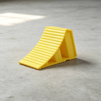 Plastic Wheel Chock Triangular Tire Wedge Yellow Chock with Ribbed Surface Non-Slip for Mechanics