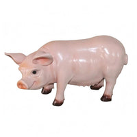Realistic Resin Pig Statue Three-Dimensional Pig Statue Solid Animal Figurine Molded Details for Yard, Park, Window Display