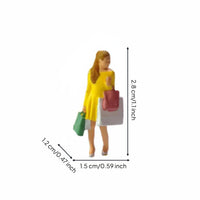 6 Pieces Fine Details Shopping Couple Figures Realistic Design Miniature Shopping People Collectible 1:64 Scale Figures Hand-Painted for Display Shelf